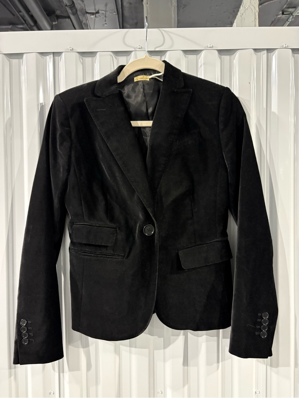 MAXSTUDIO.COM Special Edition Black Tailored Blazer Size 2 | Career Jacket